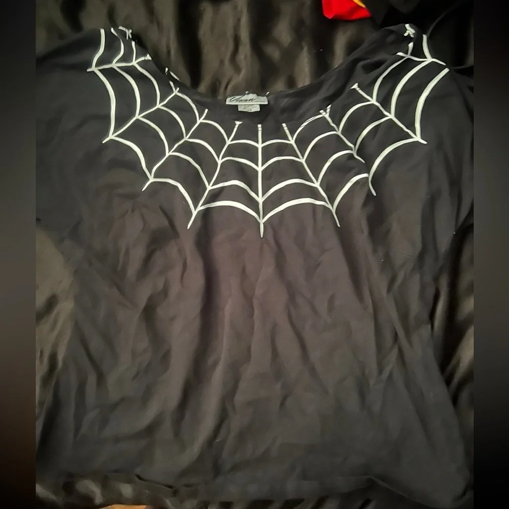 Spiderweb Fitted Scoop Neck Top by Vixen Micheline Pitt sz 2X - Picture 3 of 4